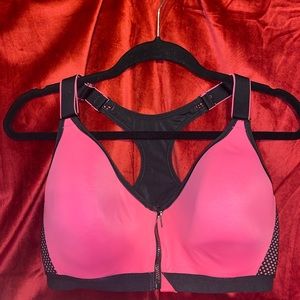 Maidenform Sports Bra. Size 36DD